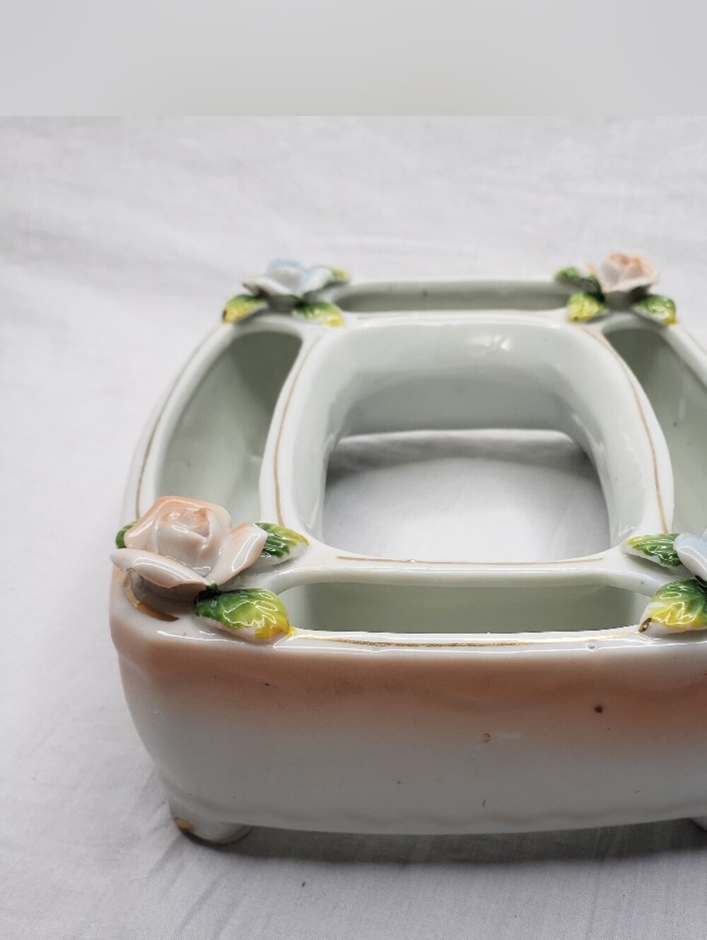 Rectangular Midcentury Ceramic Flower Ring Japan Roses - Picture 5 of 11